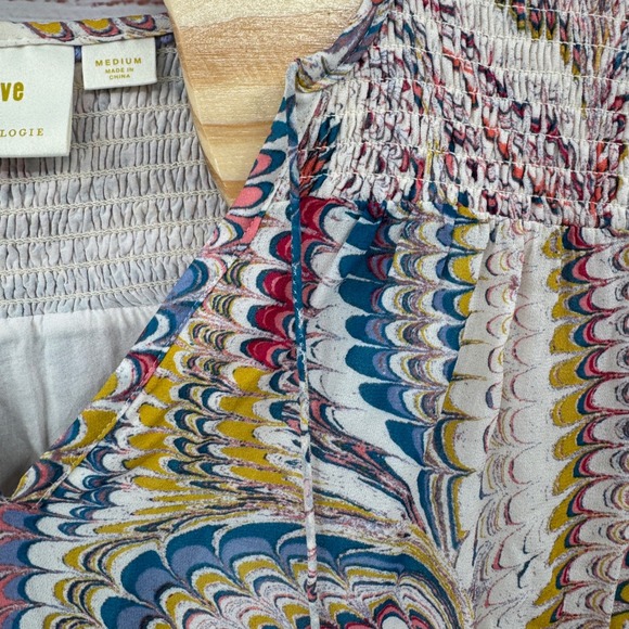 Maeve Anthropologie Shirt Womens Medium Smocked Cropped Blouse Bell Sleeve Swirl - Picture 9 of 13